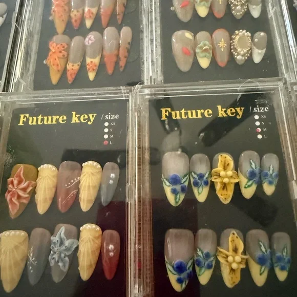 Colorful Nail Art Set with Floral and Geometric Patterns - Picture 2 of 5